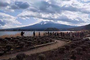 多特友谊赛3比3战平标准列日，穆尼耶、班巴破门